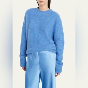 Vince brushed alpaca and wool blend sweater NWT perfect for the holidays size xs